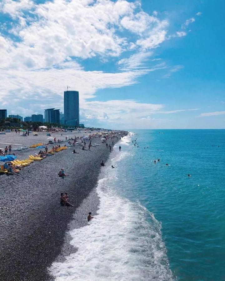 Panoramic Sea And City View Aparthotel In Orbi City Batumi Eksteriør billede